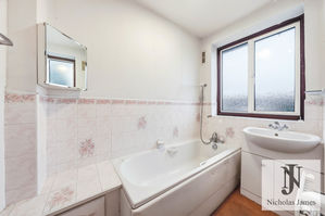 Photo 23- click for photo gallery